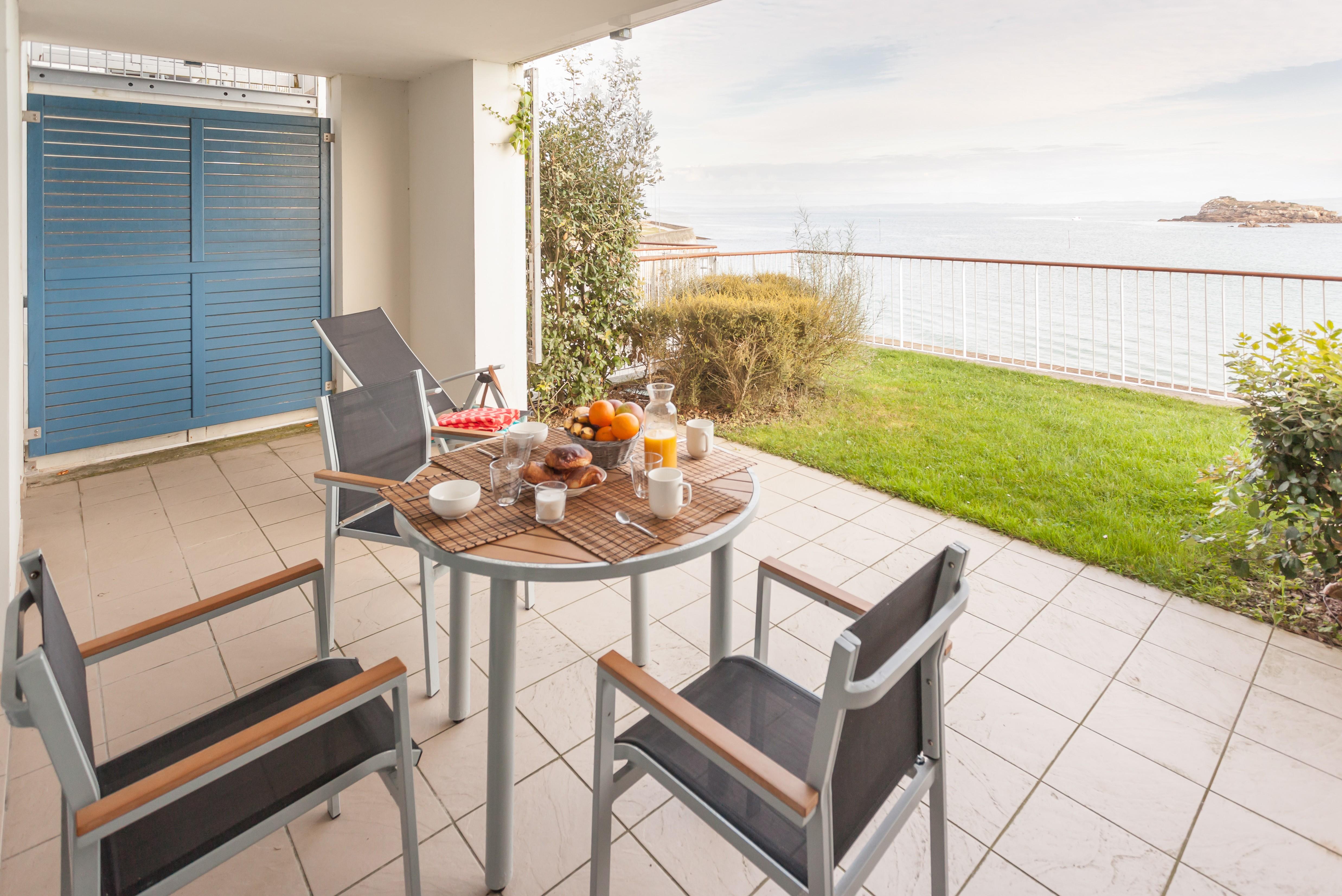 Residence Pierre & Vacances Premium Le Coteau Et La Mer Tréboul Buitenkant foto