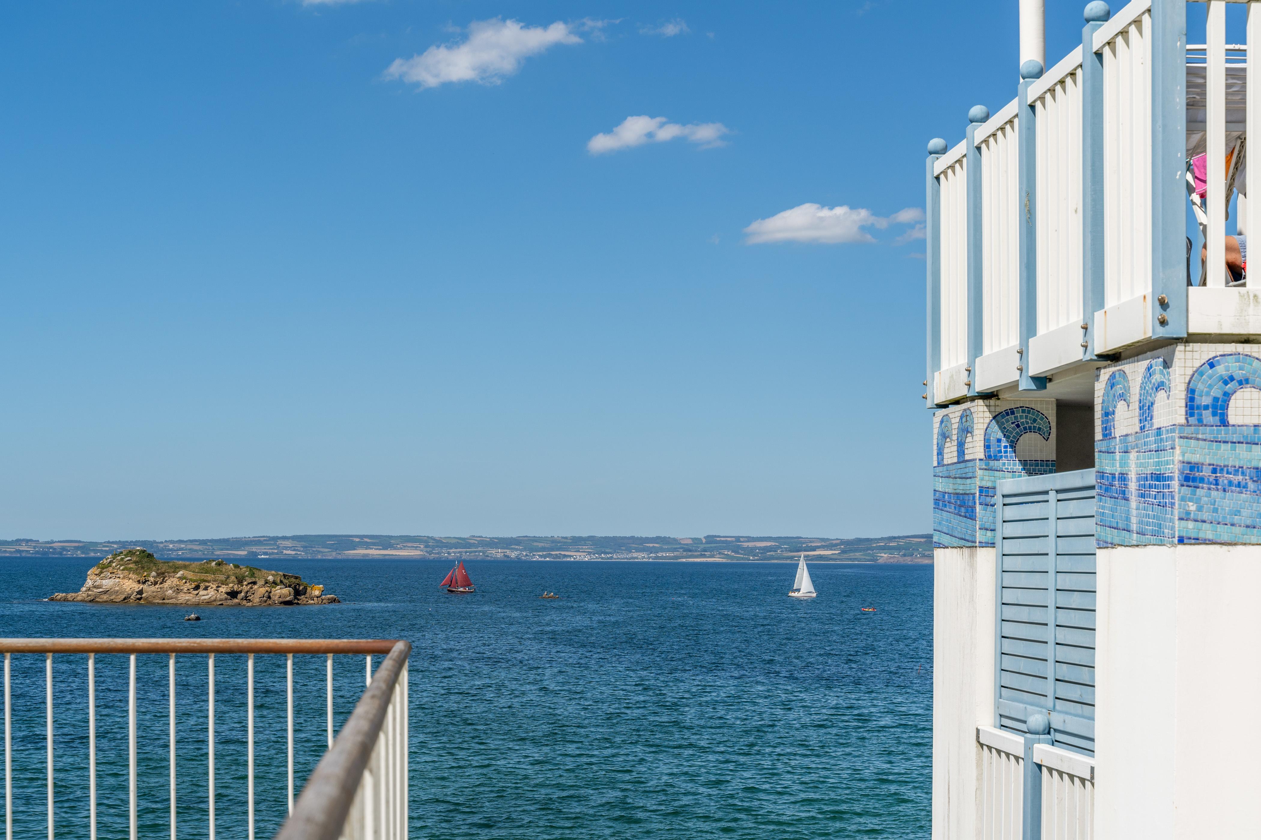 Residence Pierre & Vacances Premium Le Coteau Et La Mer Tréboul Buitenkant foto