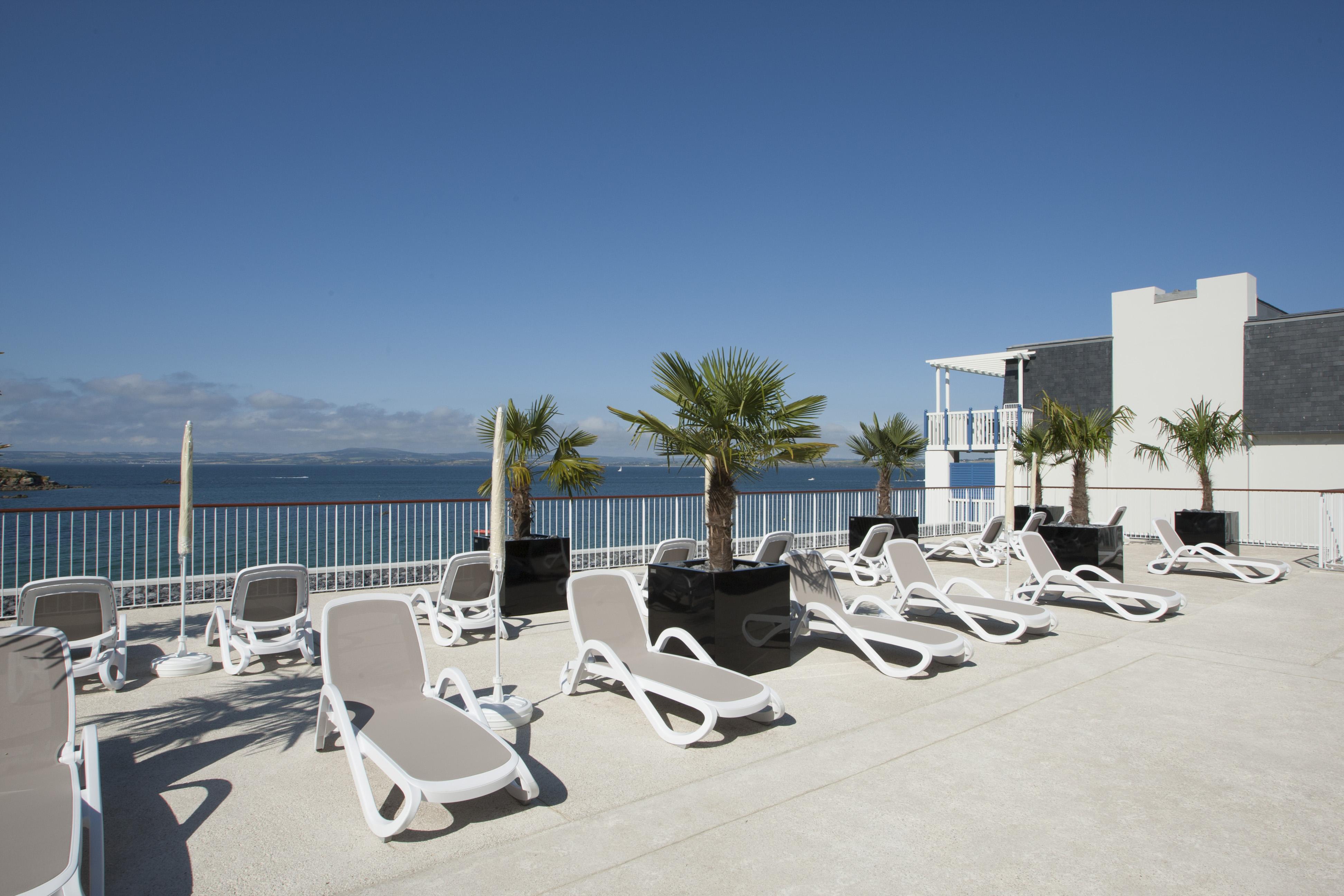 Residence Pierre & Vacances Premium Le Coteau Et La Mer Tréboul Buitenkant foto
